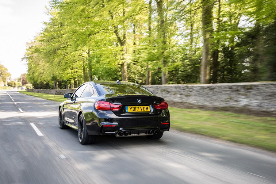  BMW M4 Coupe (F82) 2017 года  (UK) (фото 5 из 26)